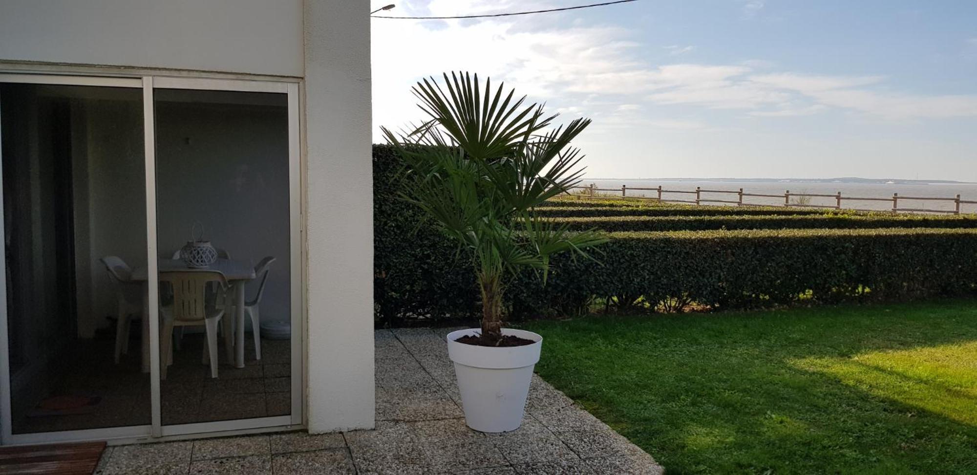 Les Rochers De Vallieres, Appartement De 35 M2 Avec 1 Chambre, Terrasses, Jardin 140 M2, Vue Panoramique Face A L'Ocean ! Saint-Georges-de-Didonne Exterior photo
